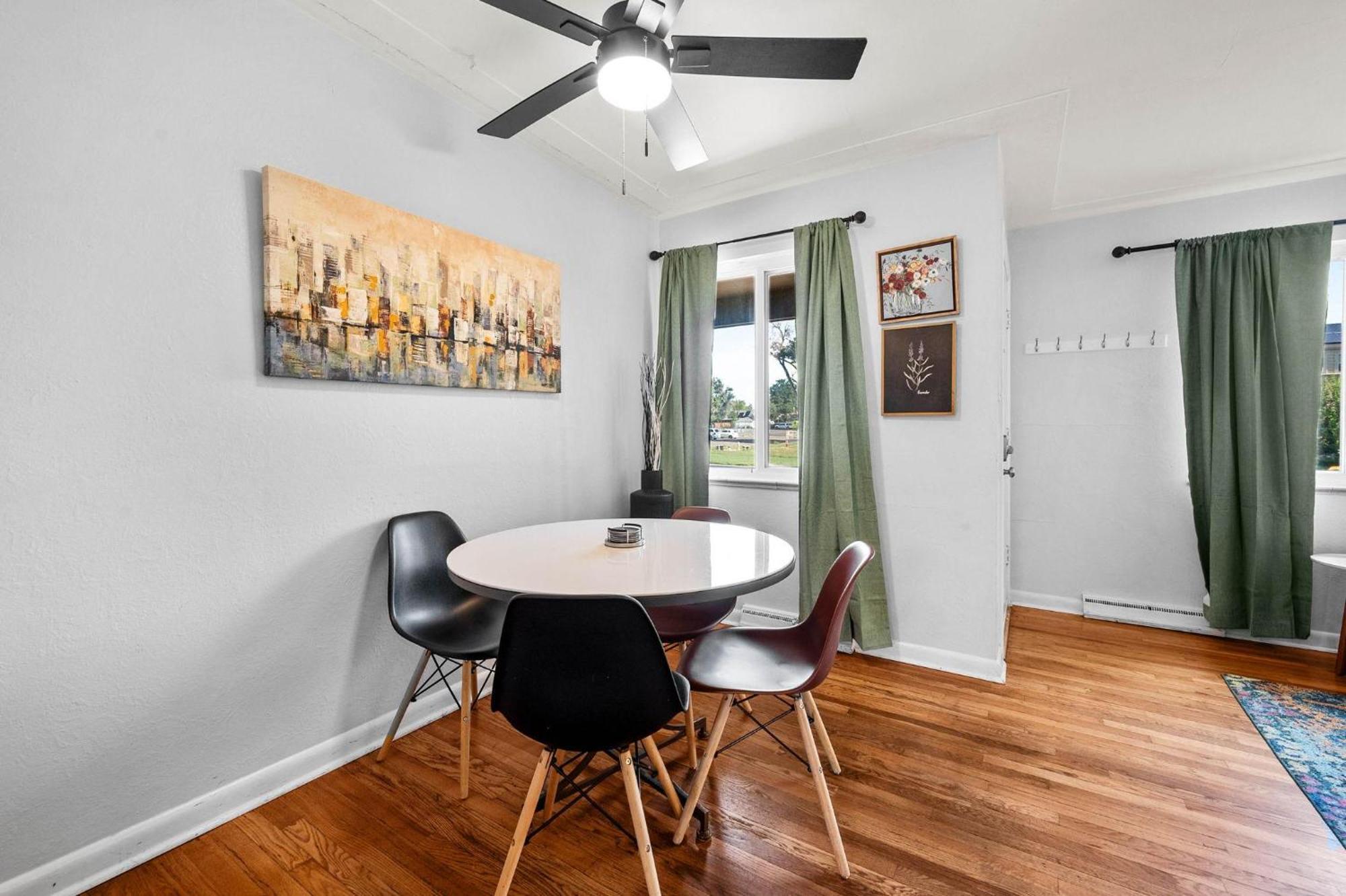 Vila 7290 W 10Th Ave Lakewood Exteriér fotografie